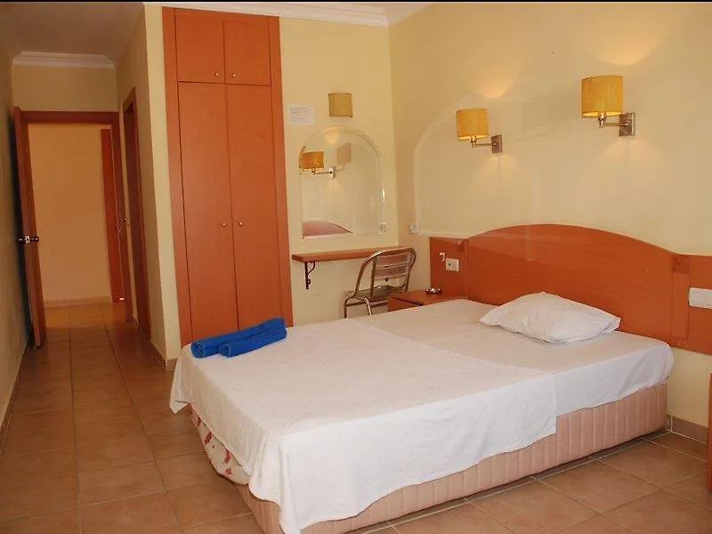 Blue Park Hotel Armutalan