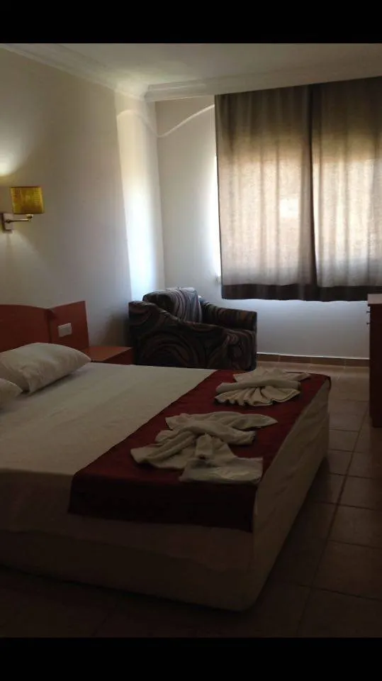 Blue Park Hotel Armutalan