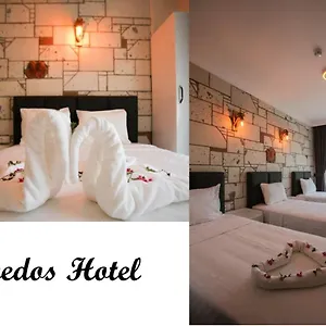 Lebedos 1 Apart Otel